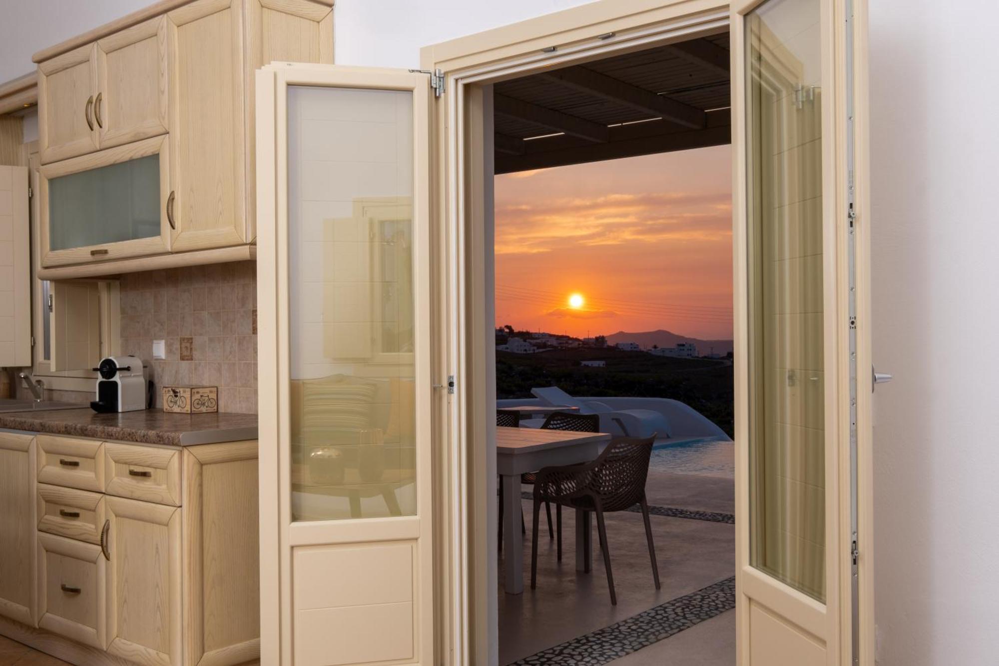 White Orchid Villa Pyrgos Kallistis Exterior photo